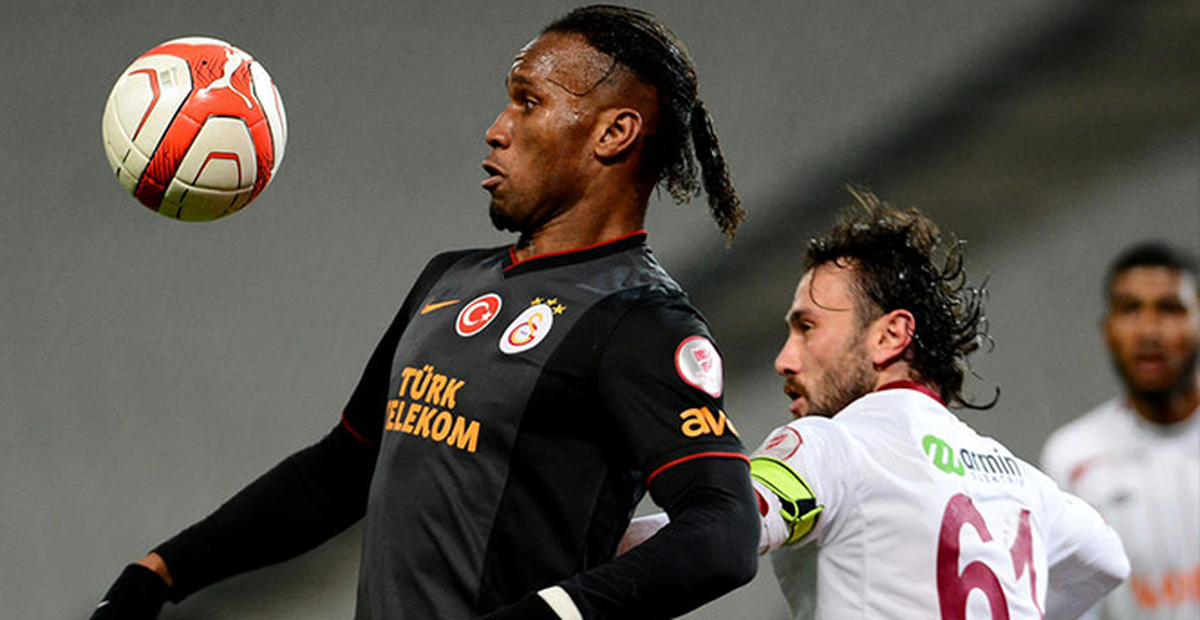 Galatasaraylı Drogba, Elazığspor Maçında Sakatlandı