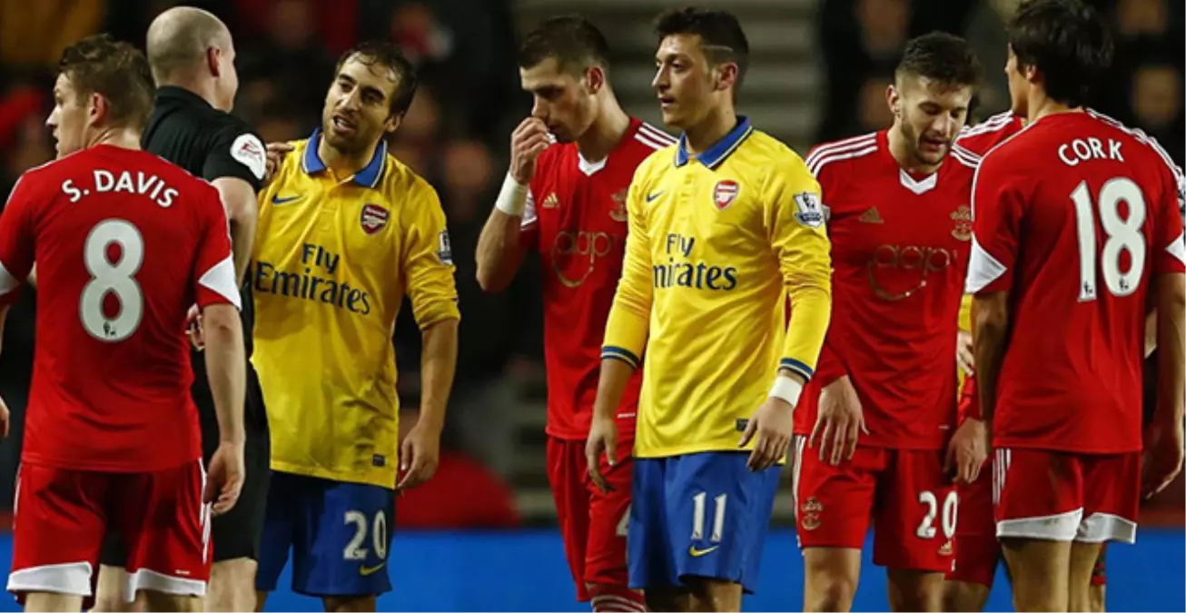 Mesut\'lu Arsenal, Southampton ile 2-2 Berabere Kaldı