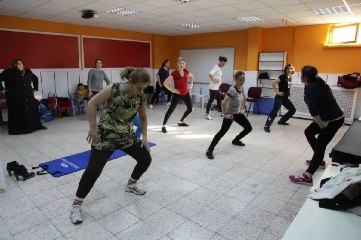 Okullar Hayat Olsun" Projesi Tüm Hızıyla Devam Ediyor