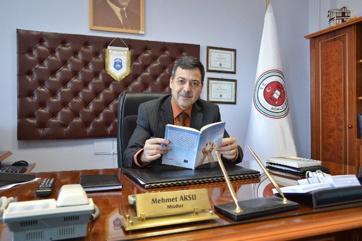 Şair Aksu\'nun Şiirlerini Kullanan Korsun Bulundu