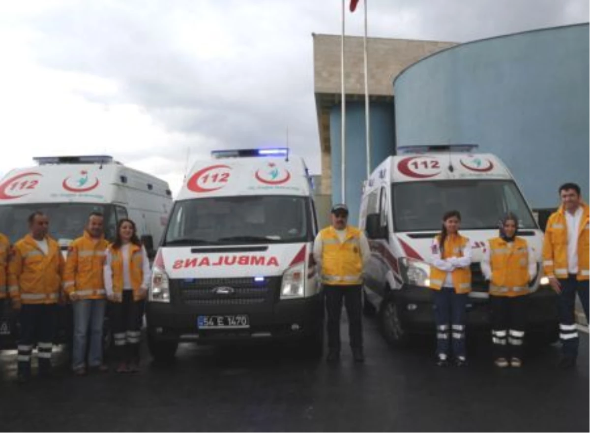 Sakarya\'da 8 Yeni Ambulans Hizmete Girdi