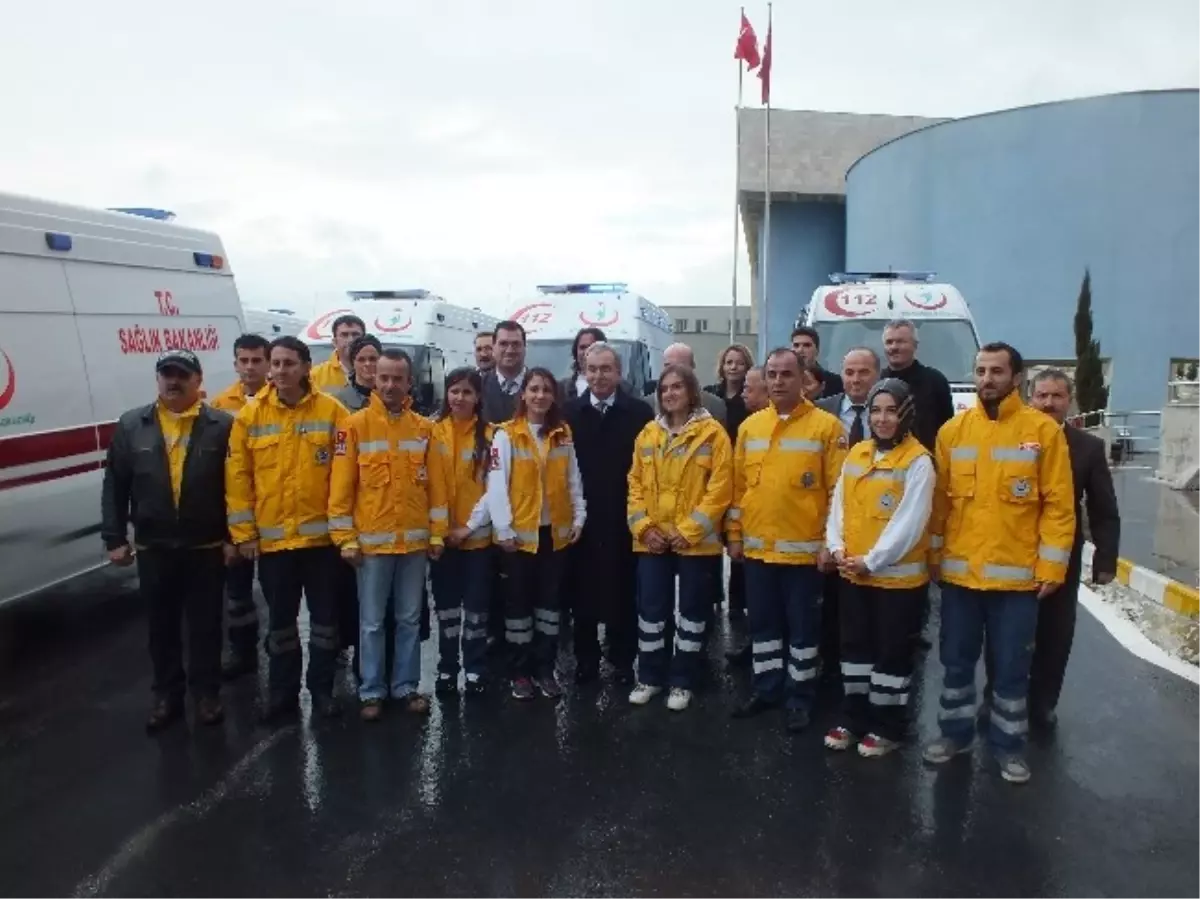 Sakarya\'ya 8 Yeni Ambulans Daha Alındı