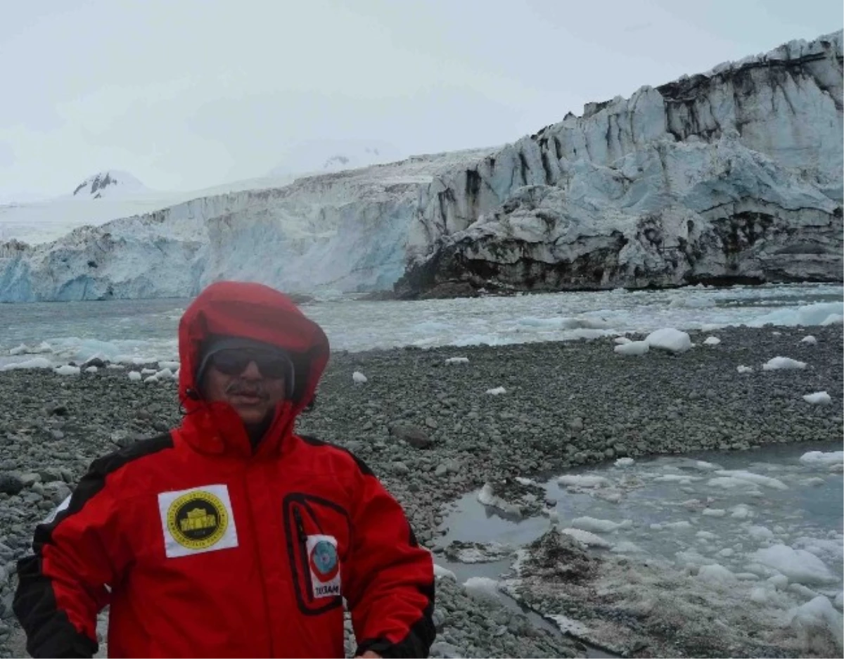Türk Bilim Adamı Antarktika\'daki Çalışmalara Katıldı