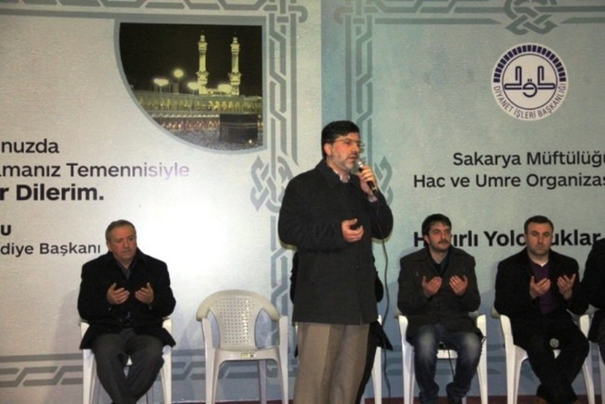 Umreciler Dualarla Uğurlandı