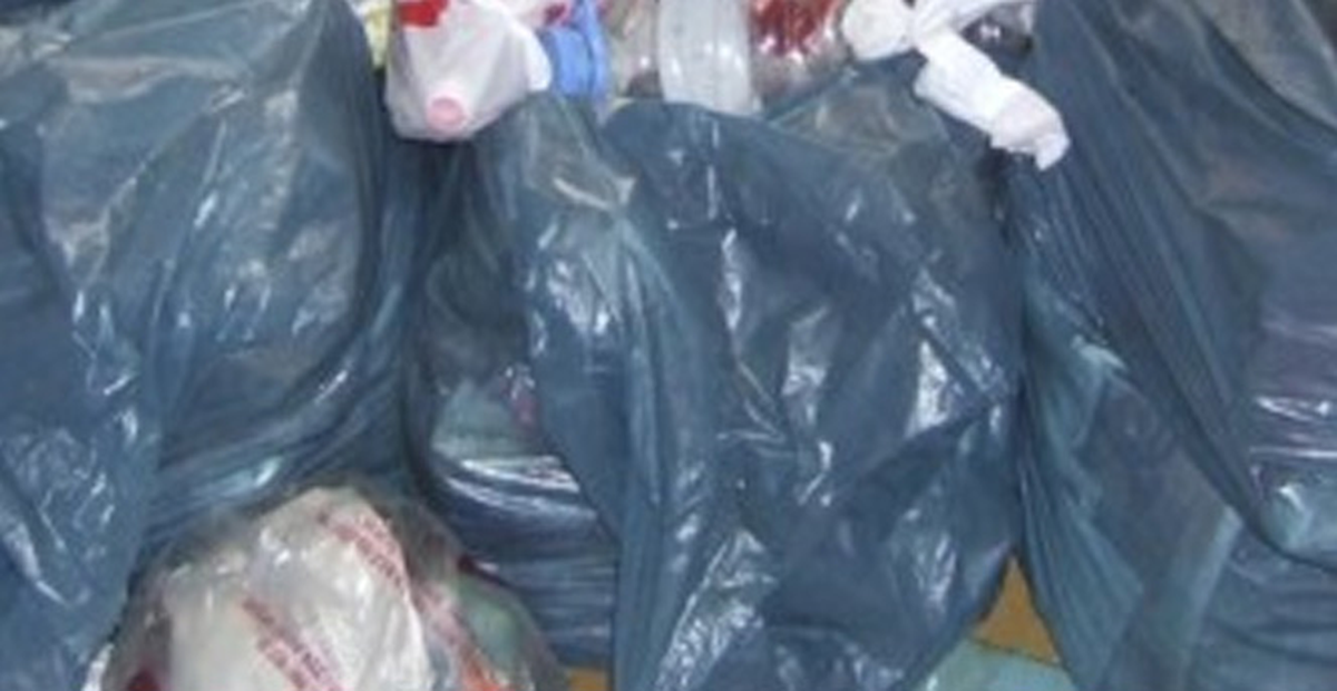 Adıyaman\'da Yolda Bir Poşet Kimlik Bulundu