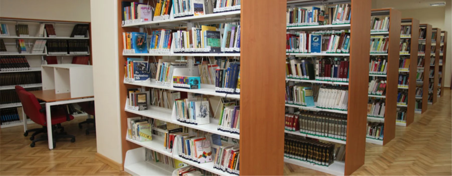 Bartın\'da 3 Bin Nüfuslu İlçede 25 Bin Kitaplık Kütüphane