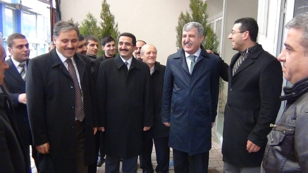 AK Parti Heyeti Yeşilyurt\'u Ziyaret Etti