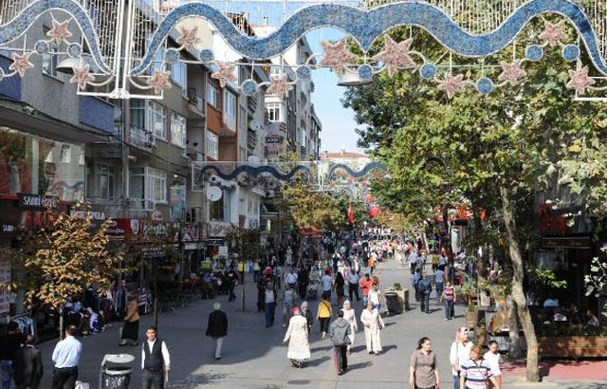 Bağcılar, 52 İlden Daha Büyük