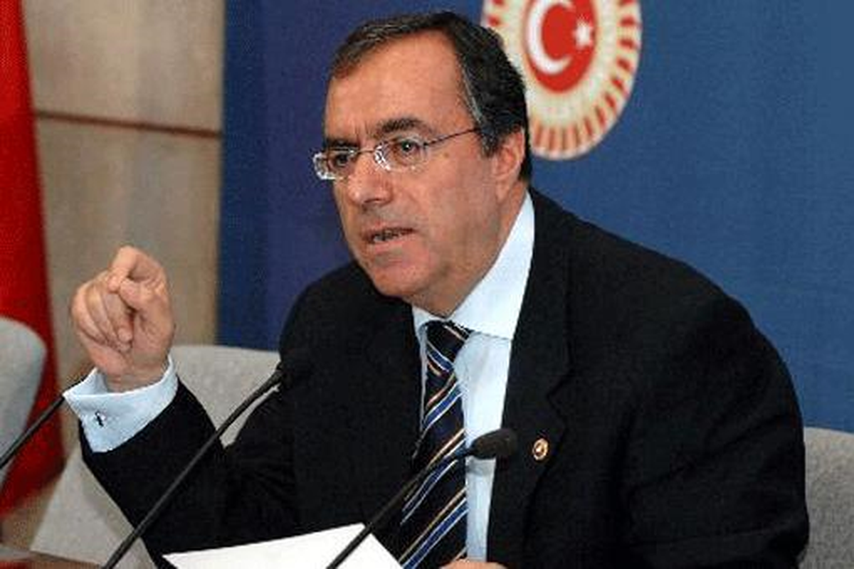 CHP\'li Kart: Adalet Bakanı O Fezlekelerin Altından Kalkamaz