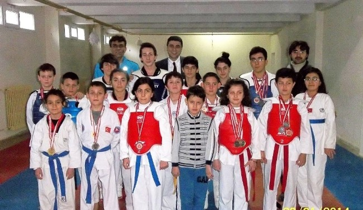 Havran\'da Tekvandoculara Kaymakam Ziyareti