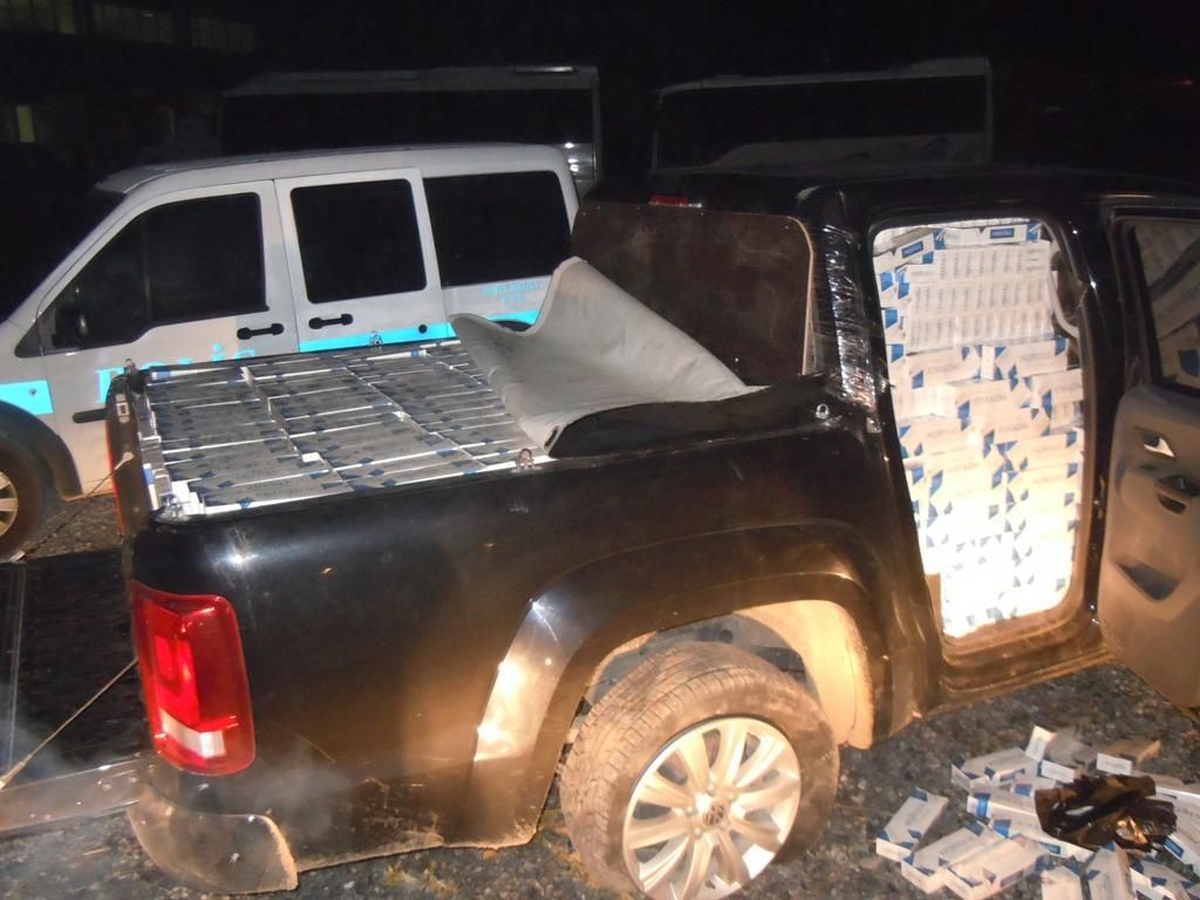 Kaza Yapan Otomobilde Bin 296 Paket Kaçak Sigara Ele Geçirildi