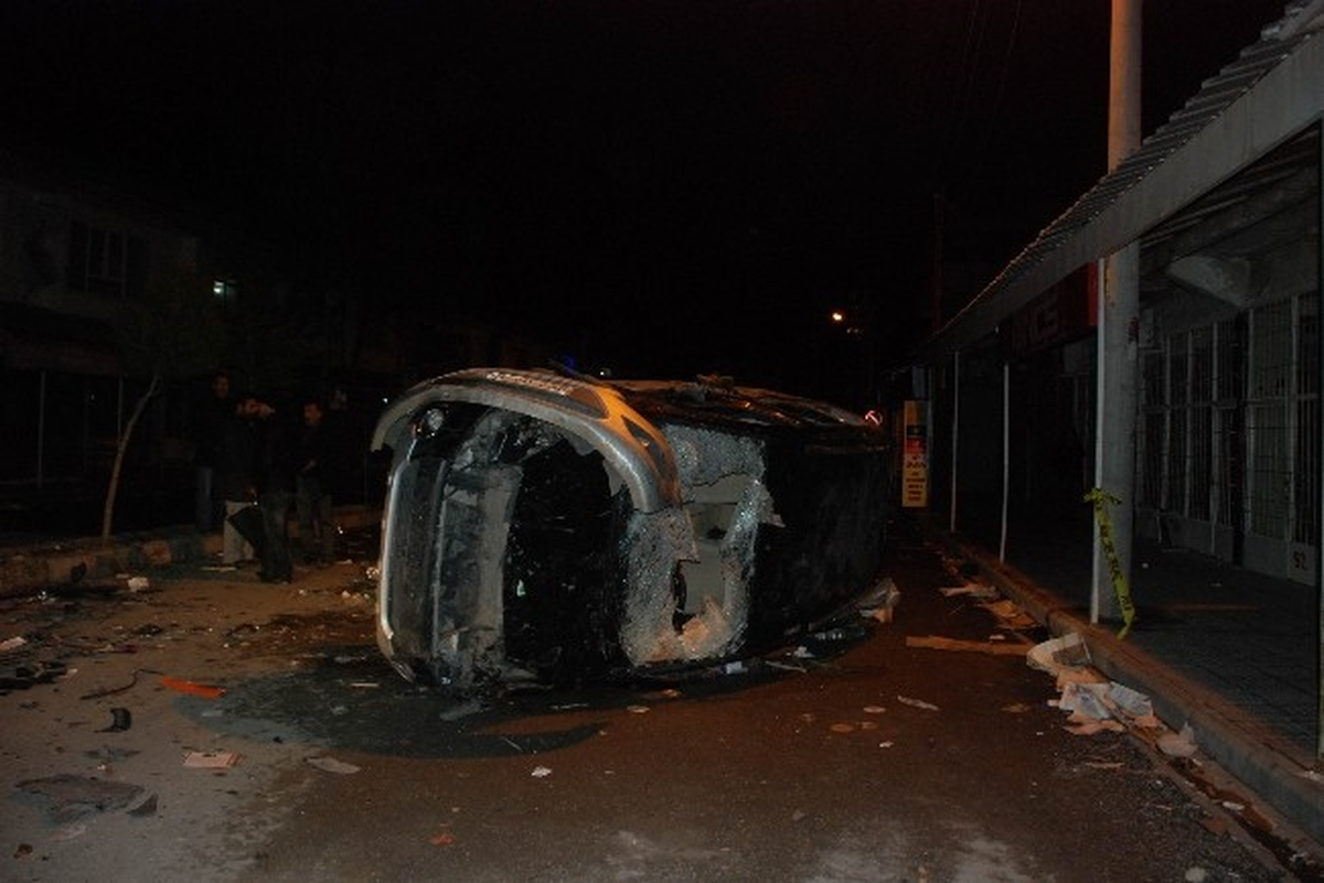 Lice\'de Bpd ile Hüda-Par Arasında Kavga: 10 Yaralı