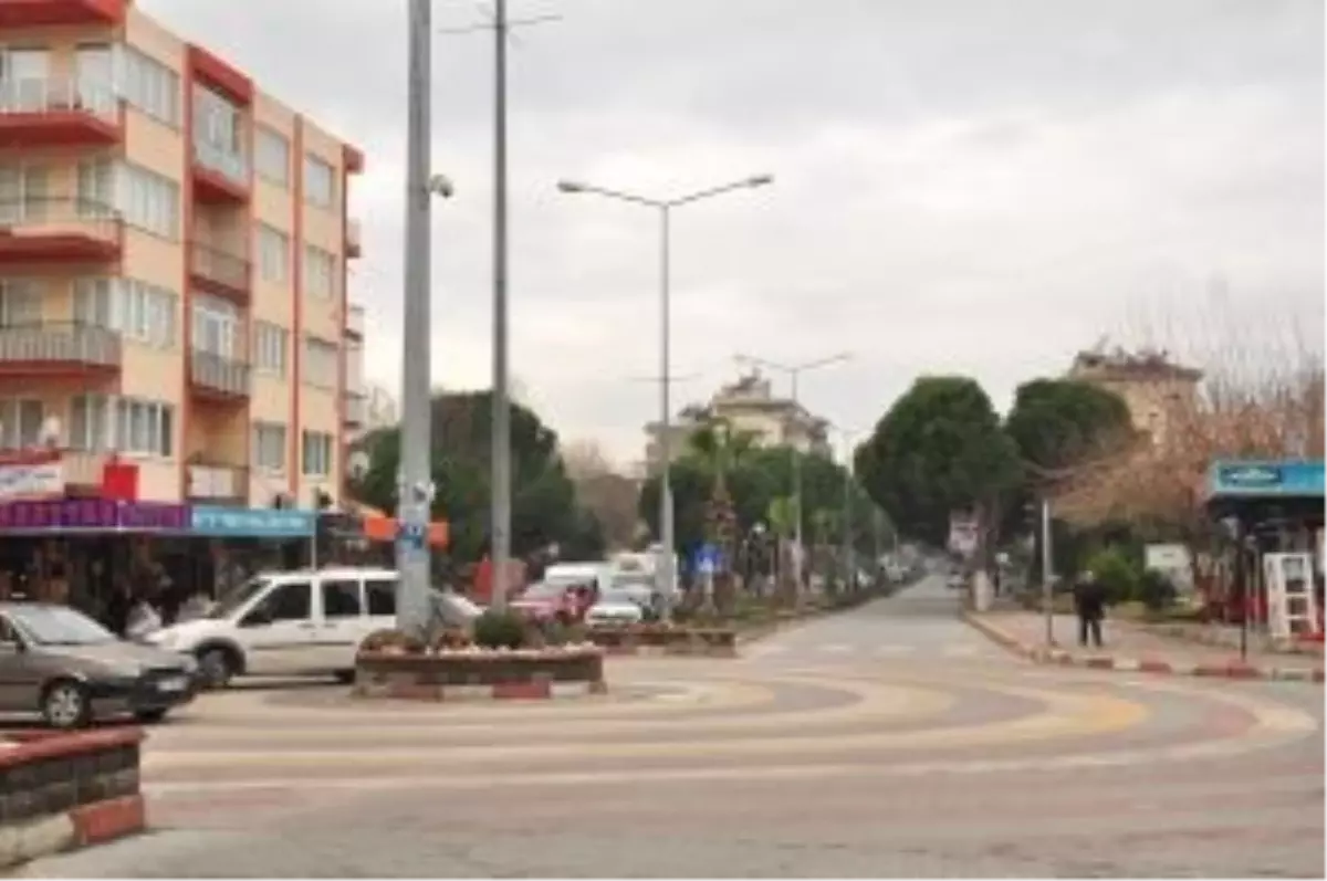 Nazilli\'de Ordu Caddesi Yolu Yenilendi