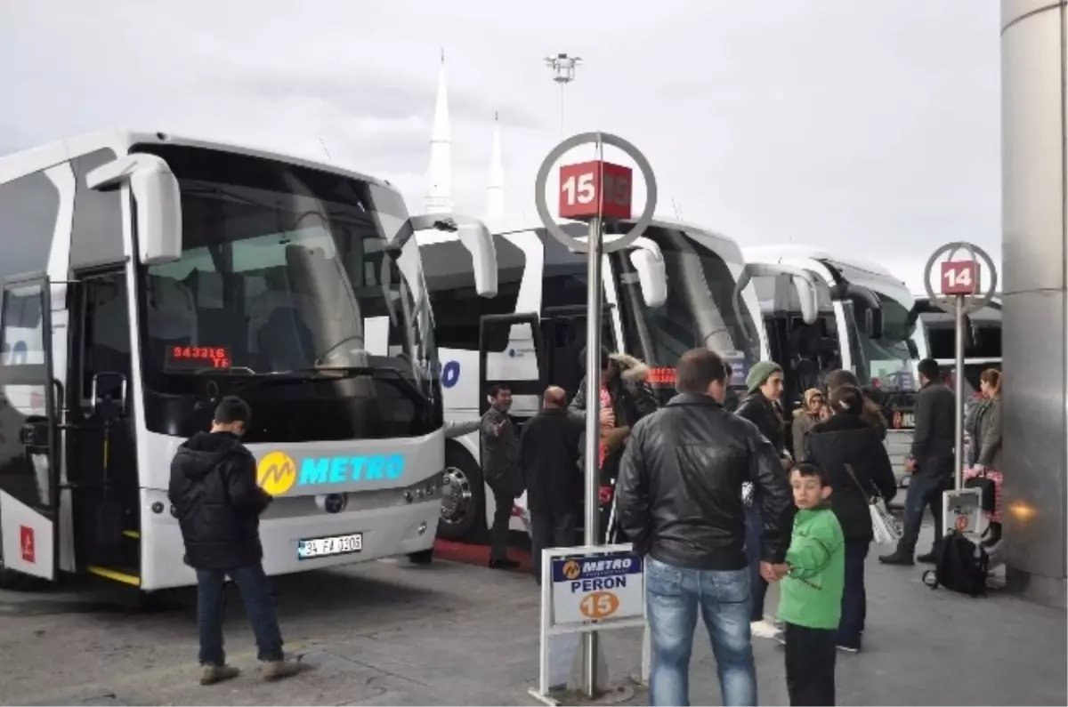 Türkiye\'de 12 Bin Kişi Trafik Kazasında Öldü