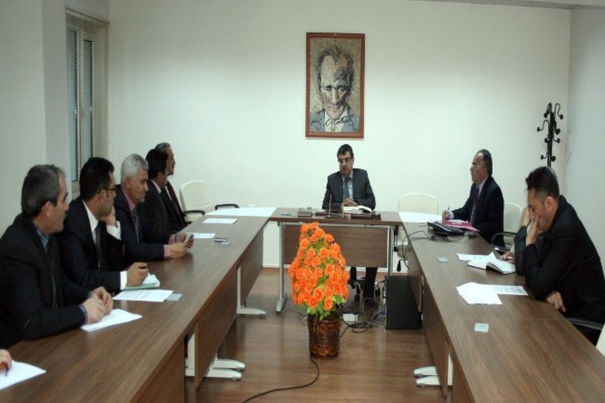 Pasinler Kaymakamı Ali Ada, Görevli Memurlara 3091 Sayılı Kanun Hakkında Eğitim Semineri Verdi