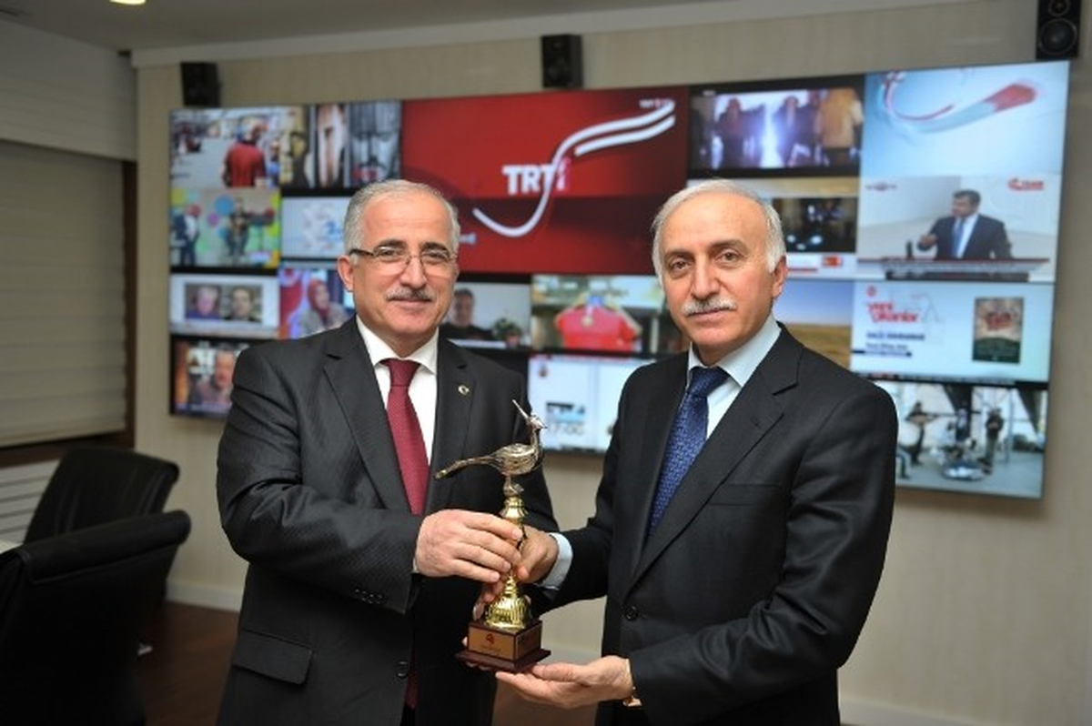 Vali Tuna\'dan TRT Genel Müdürü Şahin\'e Teşekkür Ziyareti