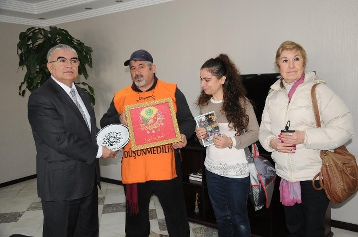 57. Alay Yürüyüş Komitesi\'nden Başkan Baysan\'a Ziyaret