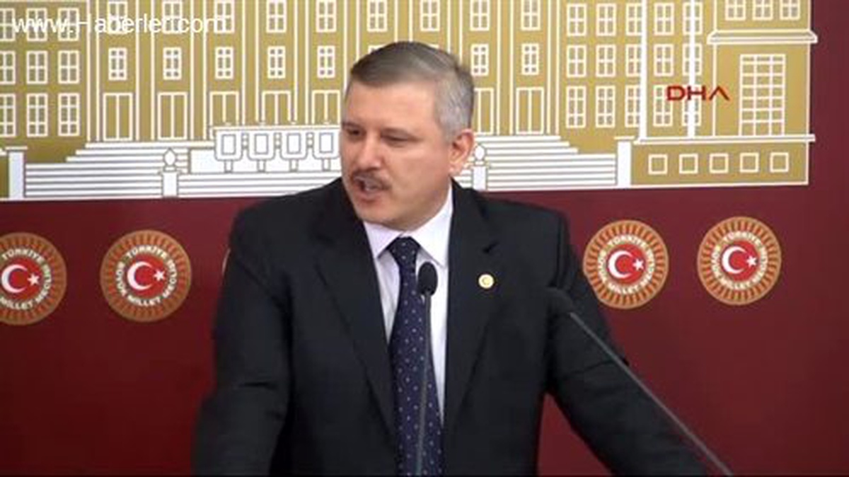 AK Parti İstanbul Milletvekili Muhammed Çetin Partisinden İstifa Etti