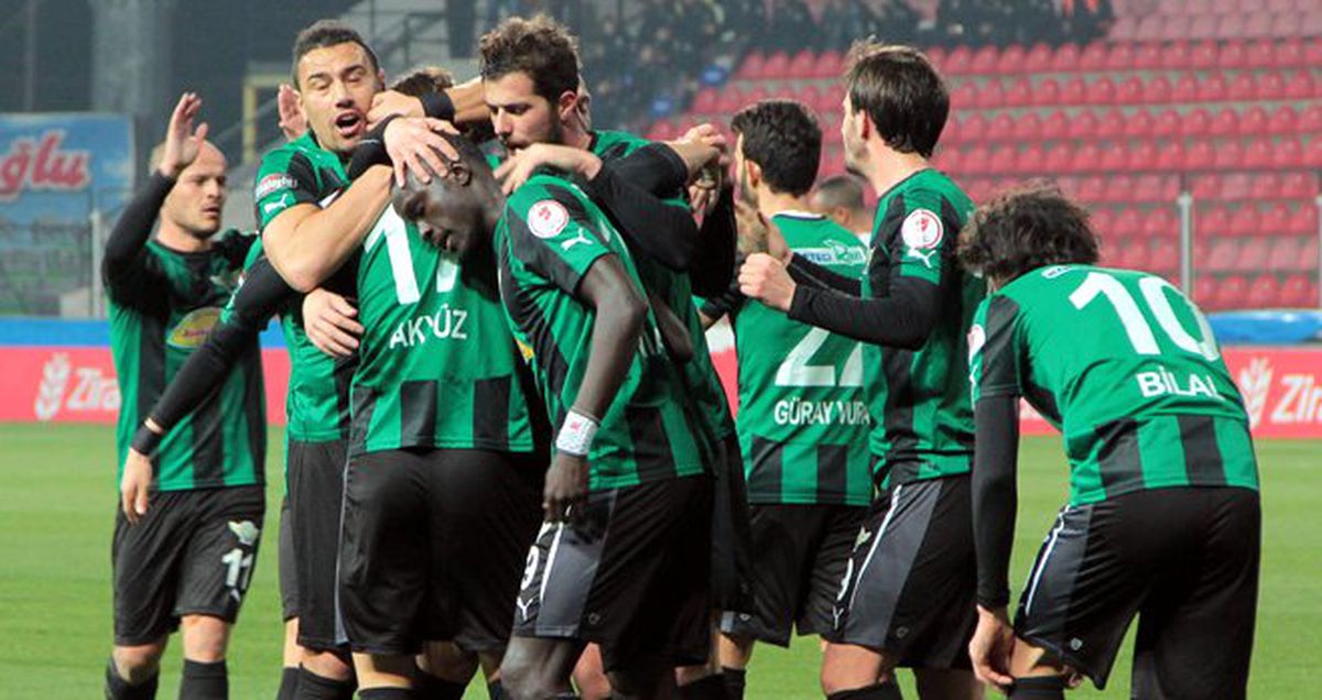 Akhisar Belediye Rövanşı Aldı