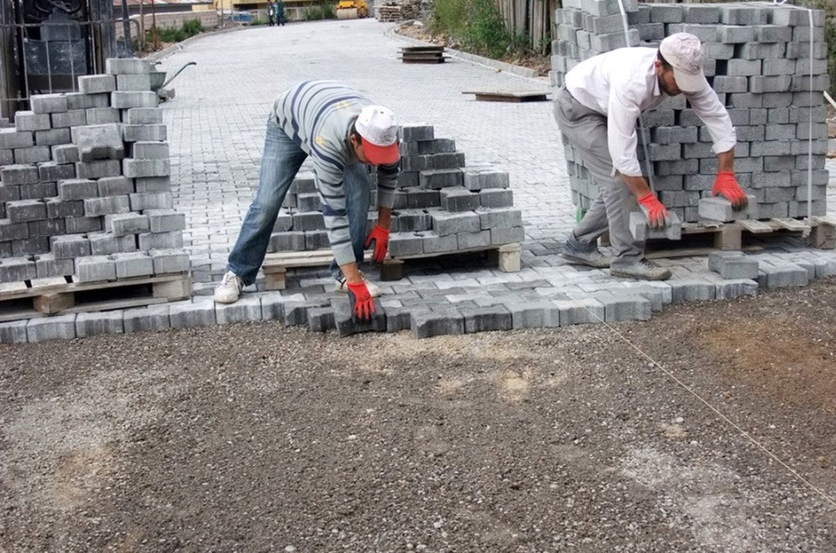 Aladağ\'da 38 Bin Metrekare Parke Yol Yapıldı