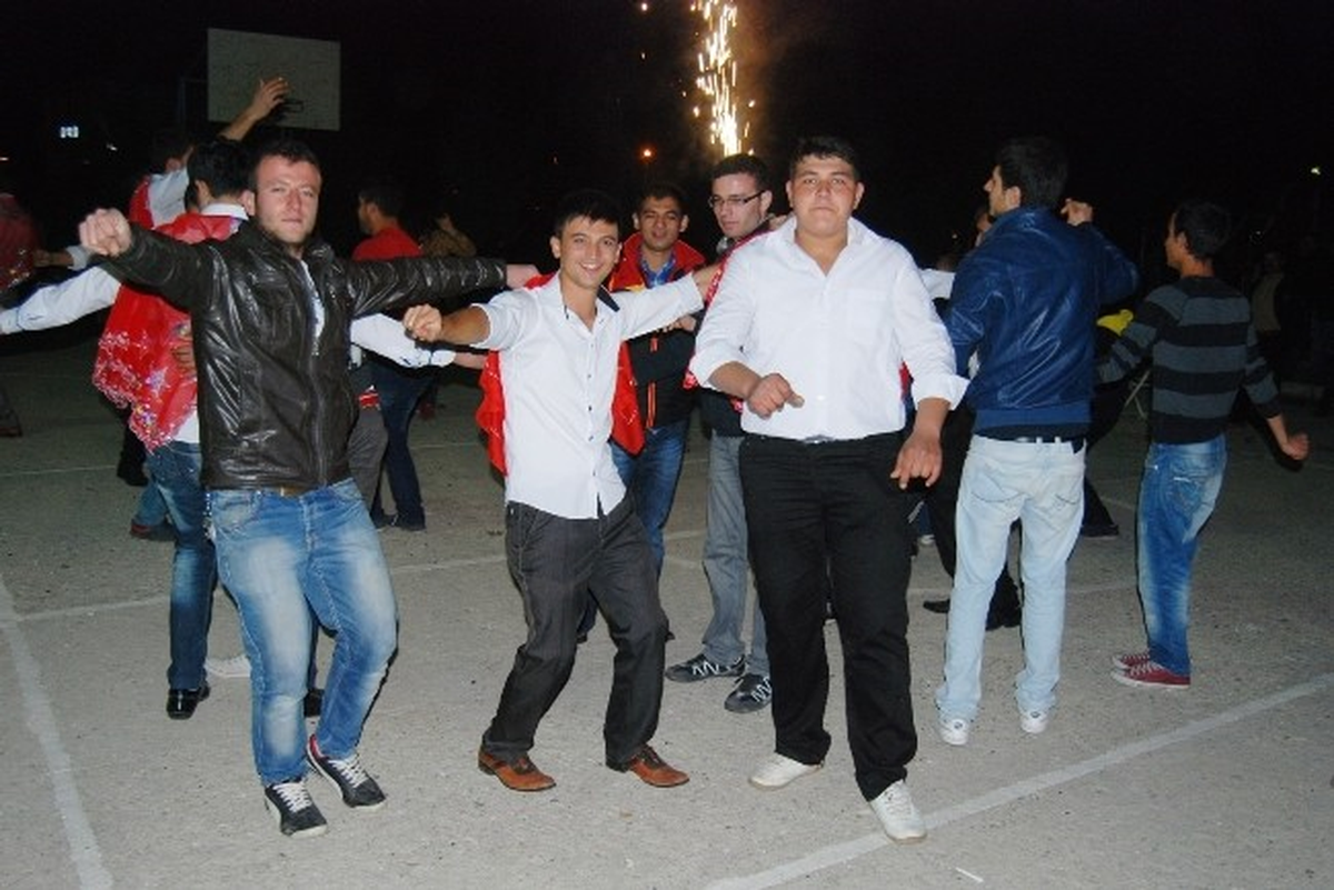 Asker Eğlencelerinin Faturası Ailelerinin Belini Büküyor