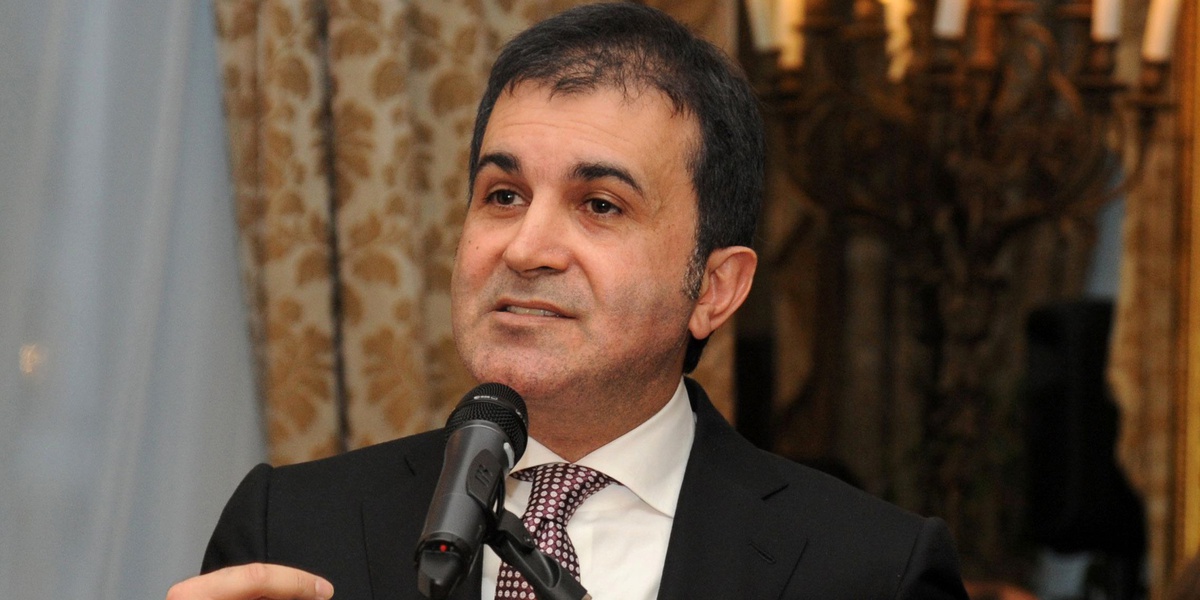 Bakan Çelik\'ten Barış Manço\'nun Vefat Yıl Dönümü Mesajı