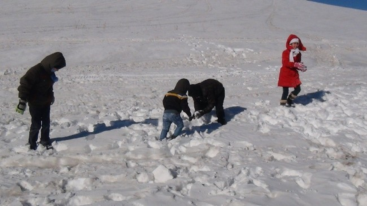 Bitlis\'te Beklenen Kar Hala Yağmadı