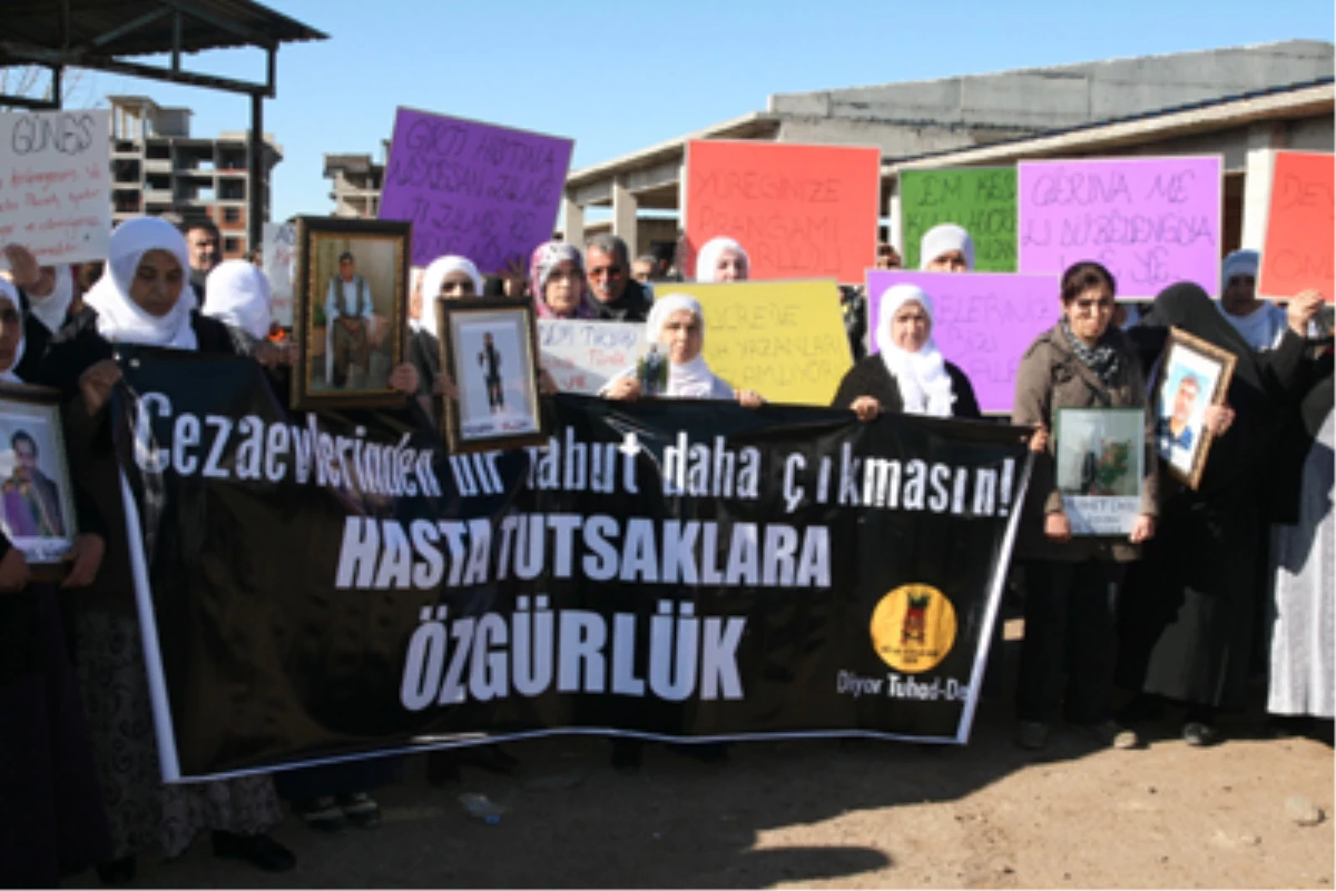 Diyarbakır\'da Hasta Tutuklular İçin Eylem