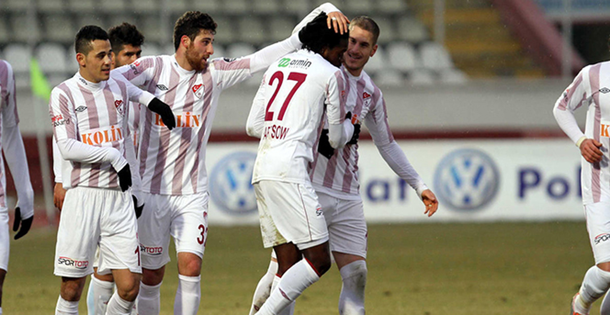 Elazığspor, Karabükspor\'u Devirmenin Peşinde