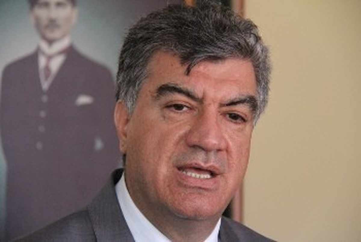 İzmir CHP\'de Kınık Krizine Engin Noktayı Koydu