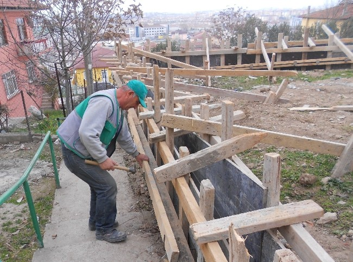 İzmit Tavşantepe Mahallesine Park Yapılıyor