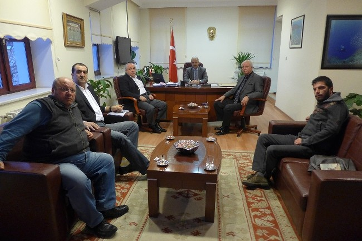 Kuşadası\'nda Restoran ve Barcılardan Kaymakam\'a Rapor