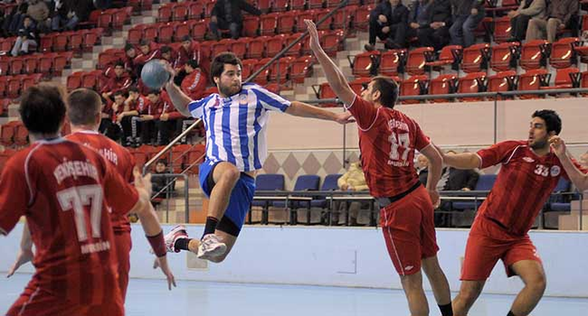 Mersin Hentbol Galibiyet Serisi Peşinde