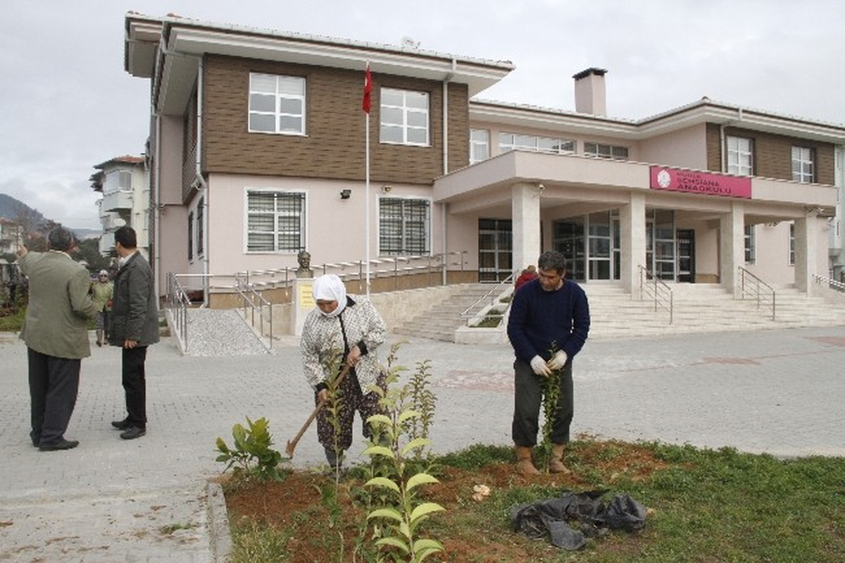 Okullar Yeşille Hayat Buluyor
