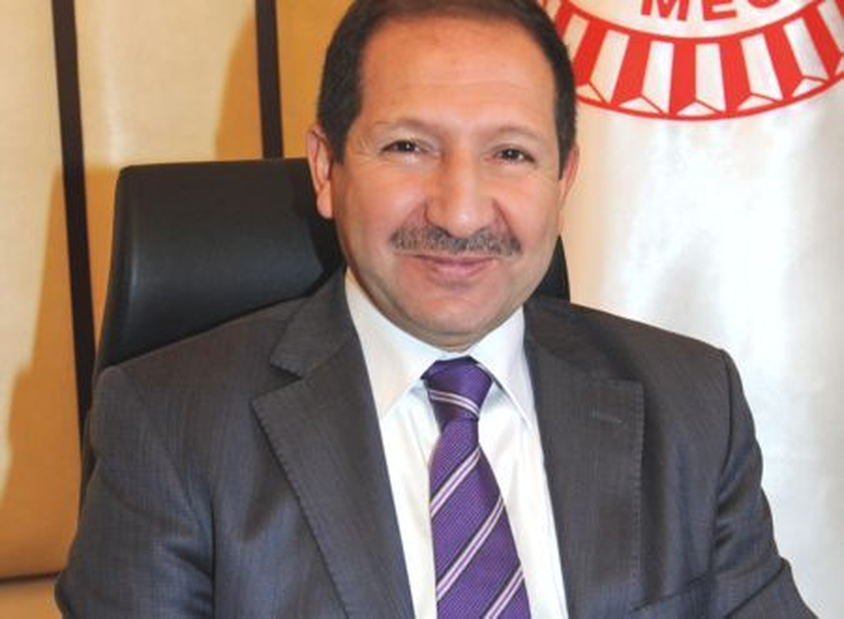 Öz\'ün Bakanlara Yazdığı "Kayısı" Mektubu