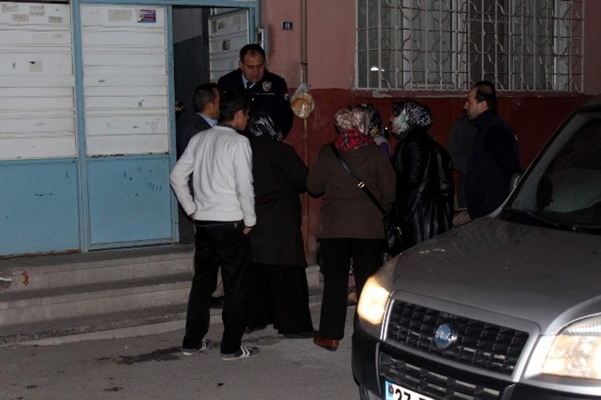 Yaşlı Şahıs Evinde Ölü Bulundu