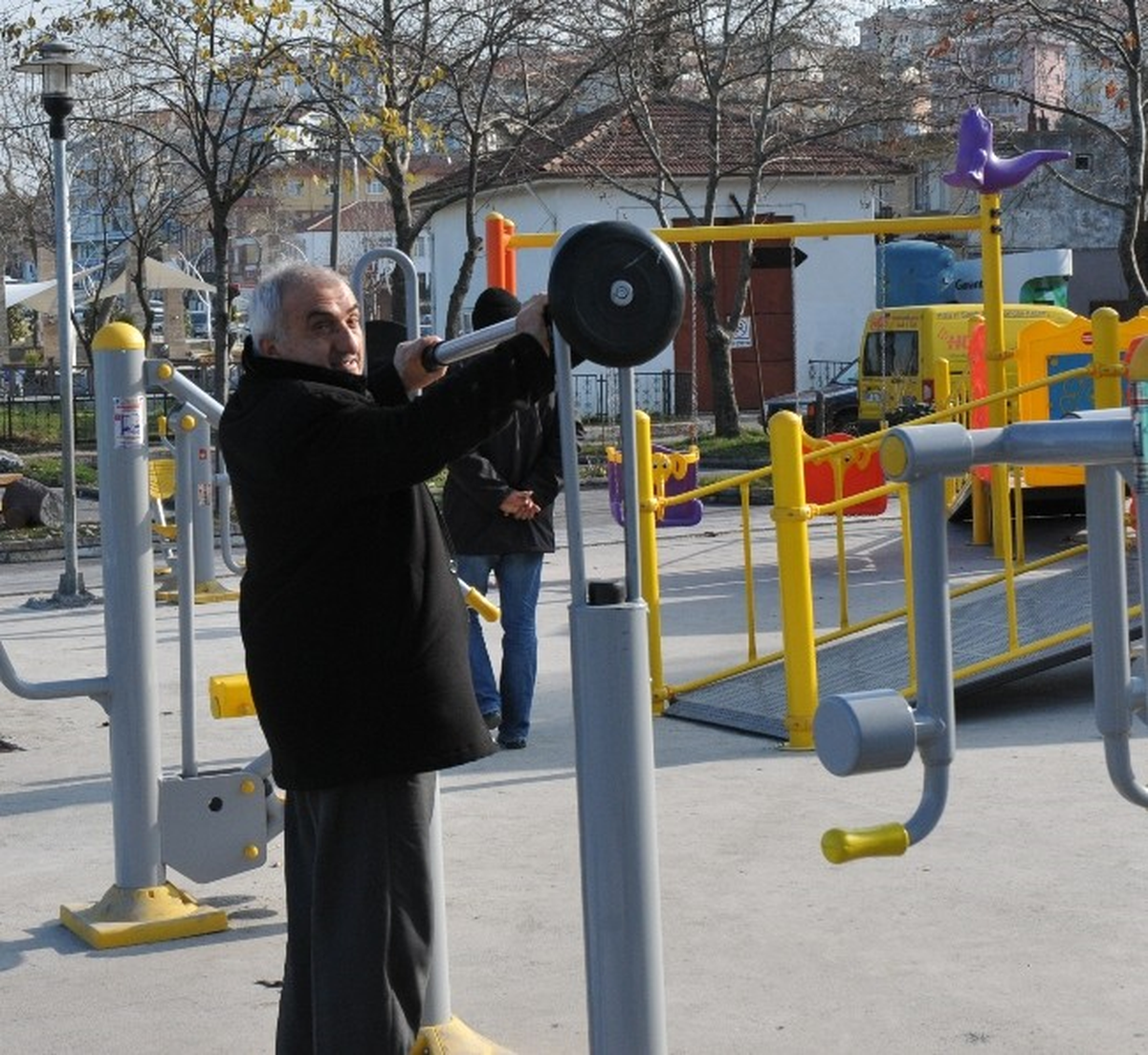 Yaşlıların Sabah Sporu Keyfi