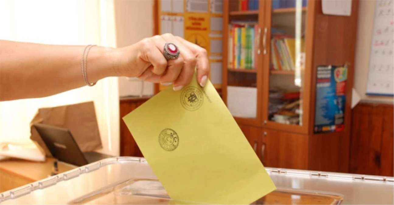 Yerel Seçimlerde İstanbul\'da 3 İlçe El Değiştiriyor