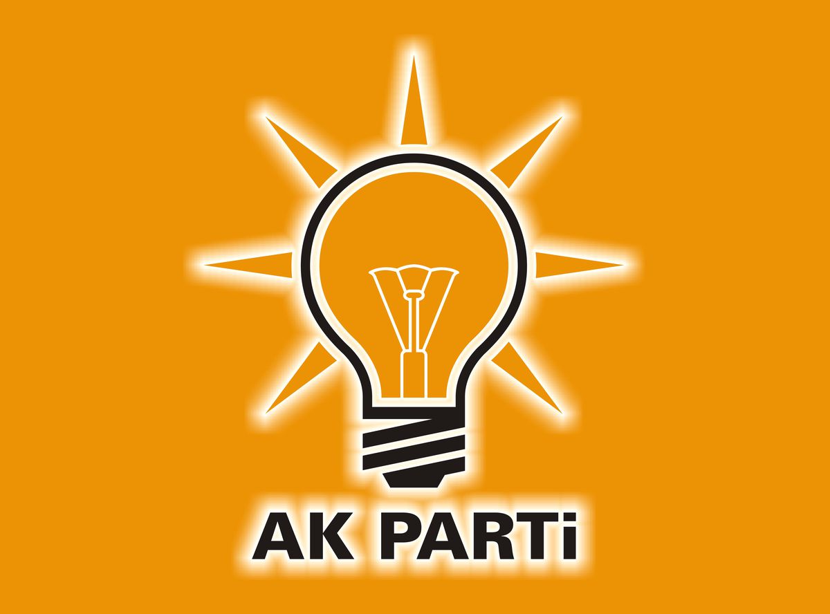 AK Parti\'de "Üst Kurul" Bazı Başkan Adaylarını Değiştirdi