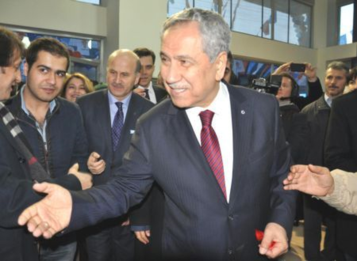 Başbakan Yardımcısı Arınç: Birbirimizle Kucaklaşırız
