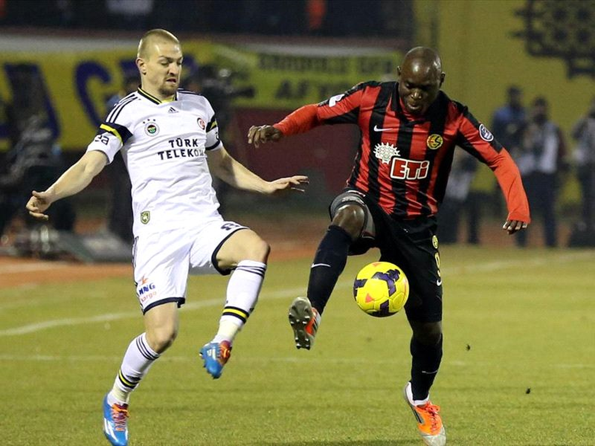 Eskişehirspor \'Zengin\' Fenerbahçe Fakir! 2-1