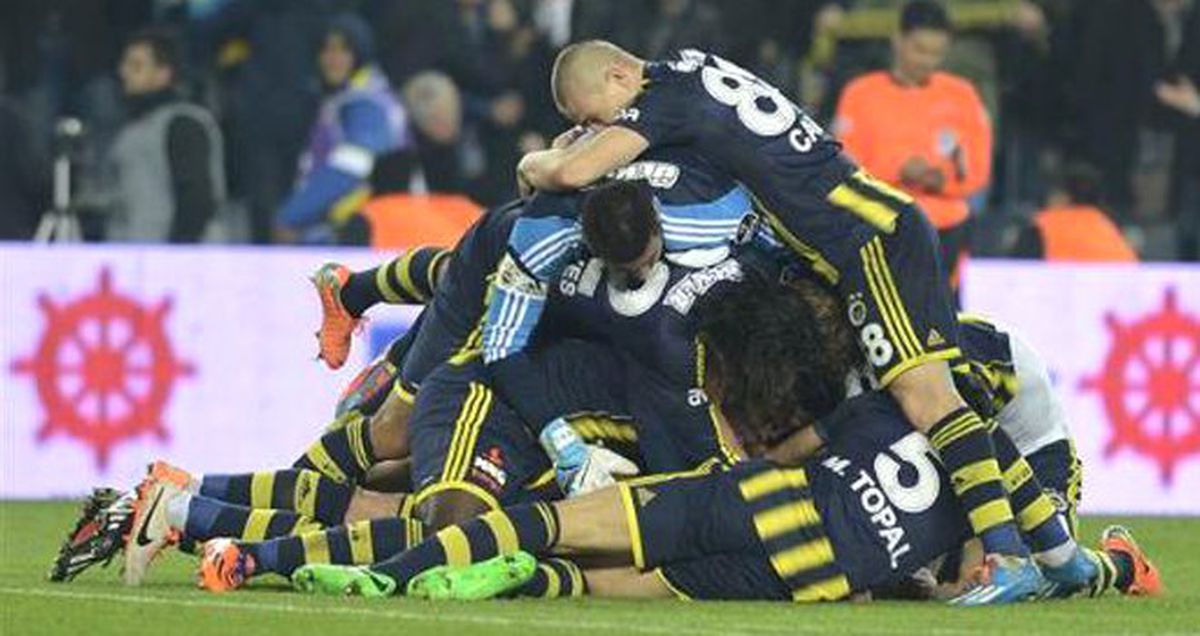 Fenerbahçe\'yi Galatasaray mı Yaktı?