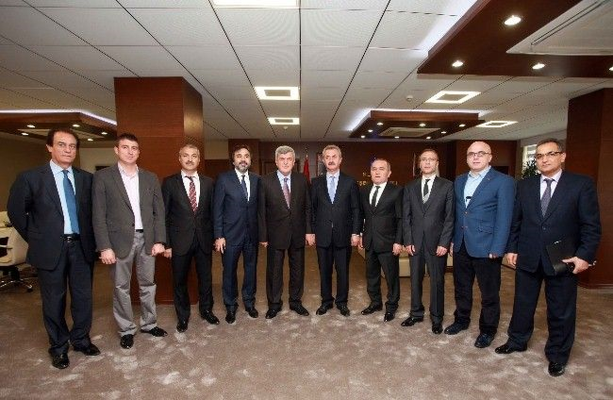Gebze Ticaret Odası Meclisi\'nde Baretli Toplantı