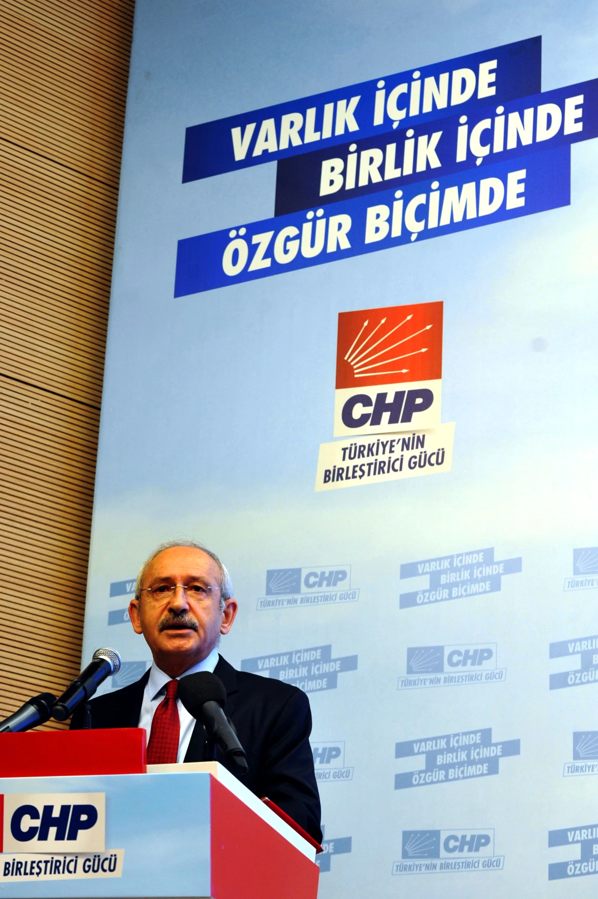 Görüntülü) 3-Kılıçdaroğlu, Ankara Seçim Koordinasyon Merkezi\'ni Açtı
