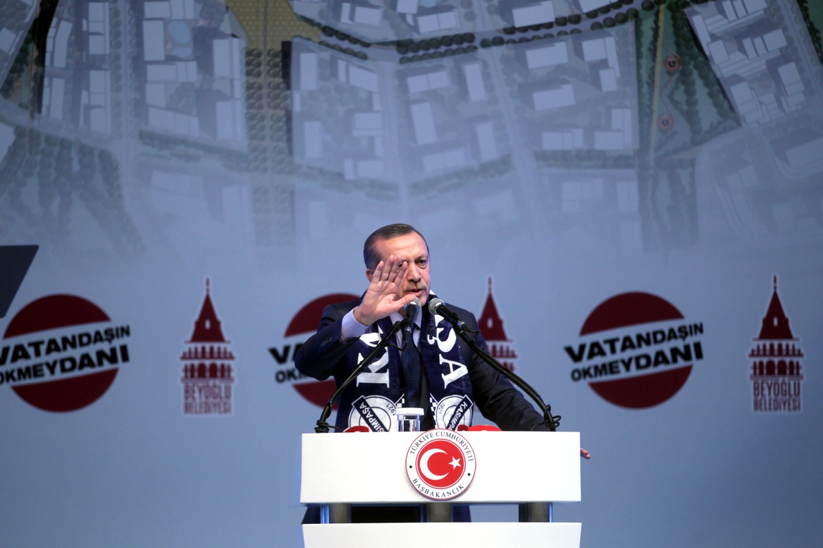 Görüntülü) 4-Erdoğan: AK Parti\'ye de Bazı Tuzluklar Sızmış