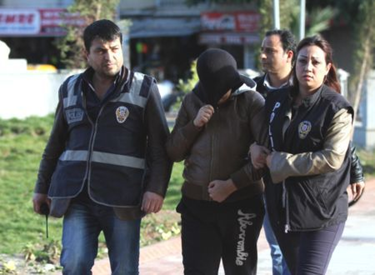 Mersin\'de Ölü Bulunan Bebeğin Annesi Tutuklandı