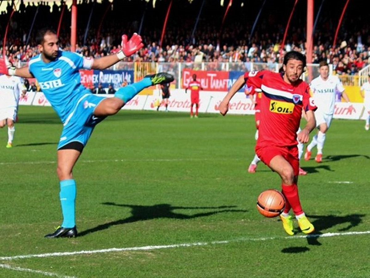 Mersin İdmanyurdu, Manisaspor\'a da Acımadı: 1-0
