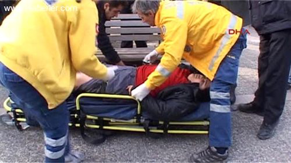Seken Saçmalar, 12 Yaşındaki Çocuğu Yaraladı