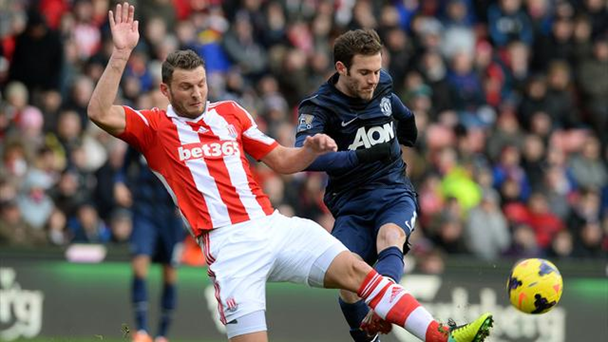 Stoke City - Manchester United 2-1 / Manu Bir İyi Bir Kötü