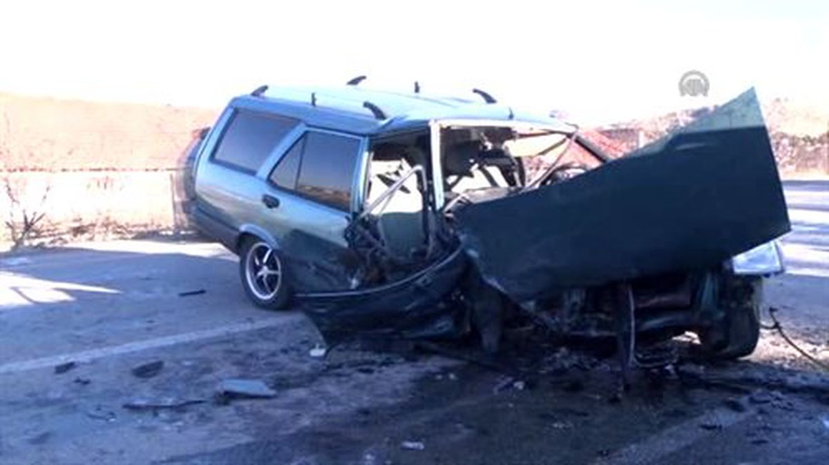 Zincirleme trafik kazası: 4 yaralı -
